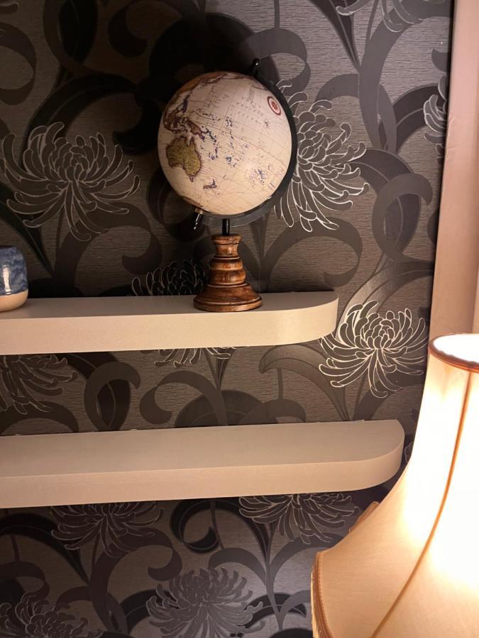 Luxury Cosy Retreat Apt London Eksteriør bilde