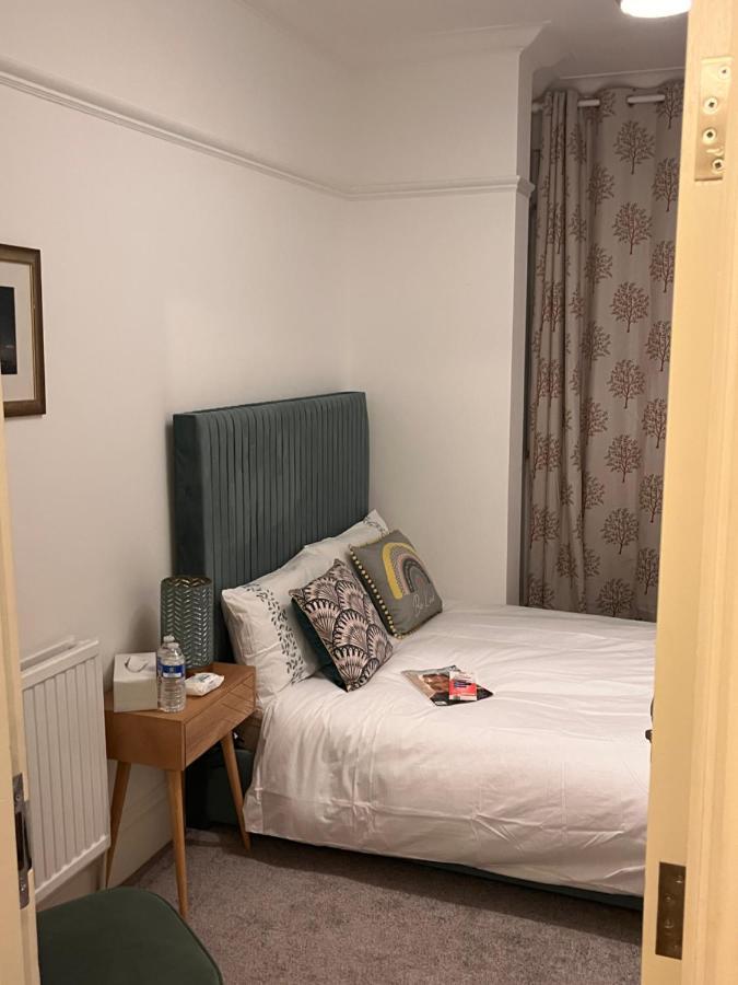 Luxury Cosy Retreat Apt London Eksteriør bilde