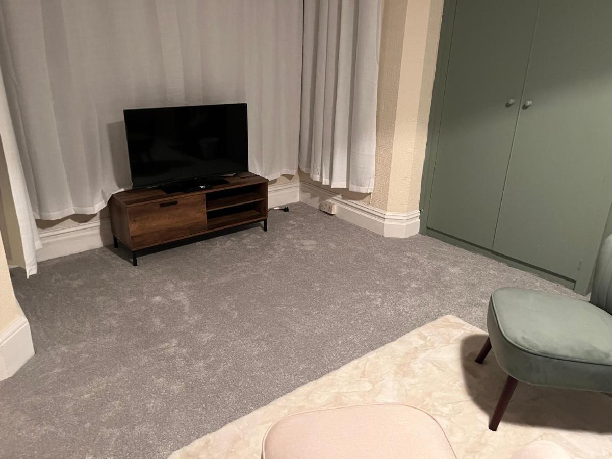 Luxury Cosy Retreat Apt London Eksteriør bilde