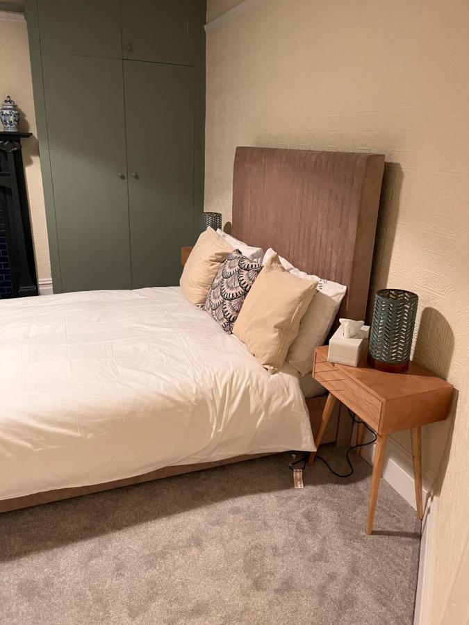Luxury Cosy Retreat Apt London Eksteriør bilde