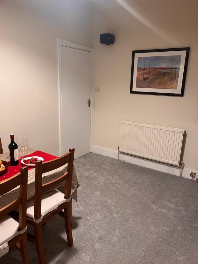 Luxury Cosy Retreat Apt London Eksteriør bilde