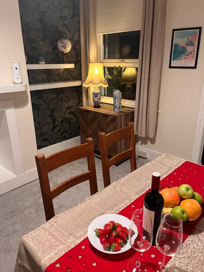 Luxury Cosy Retreat Apt London Eksteriør bilde